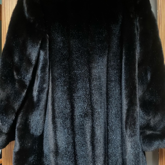 Vintage faux fur jacket - Picture 11 of 11